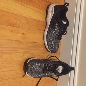 Nike air max. Size 7.5 women’s. Cheetah like print